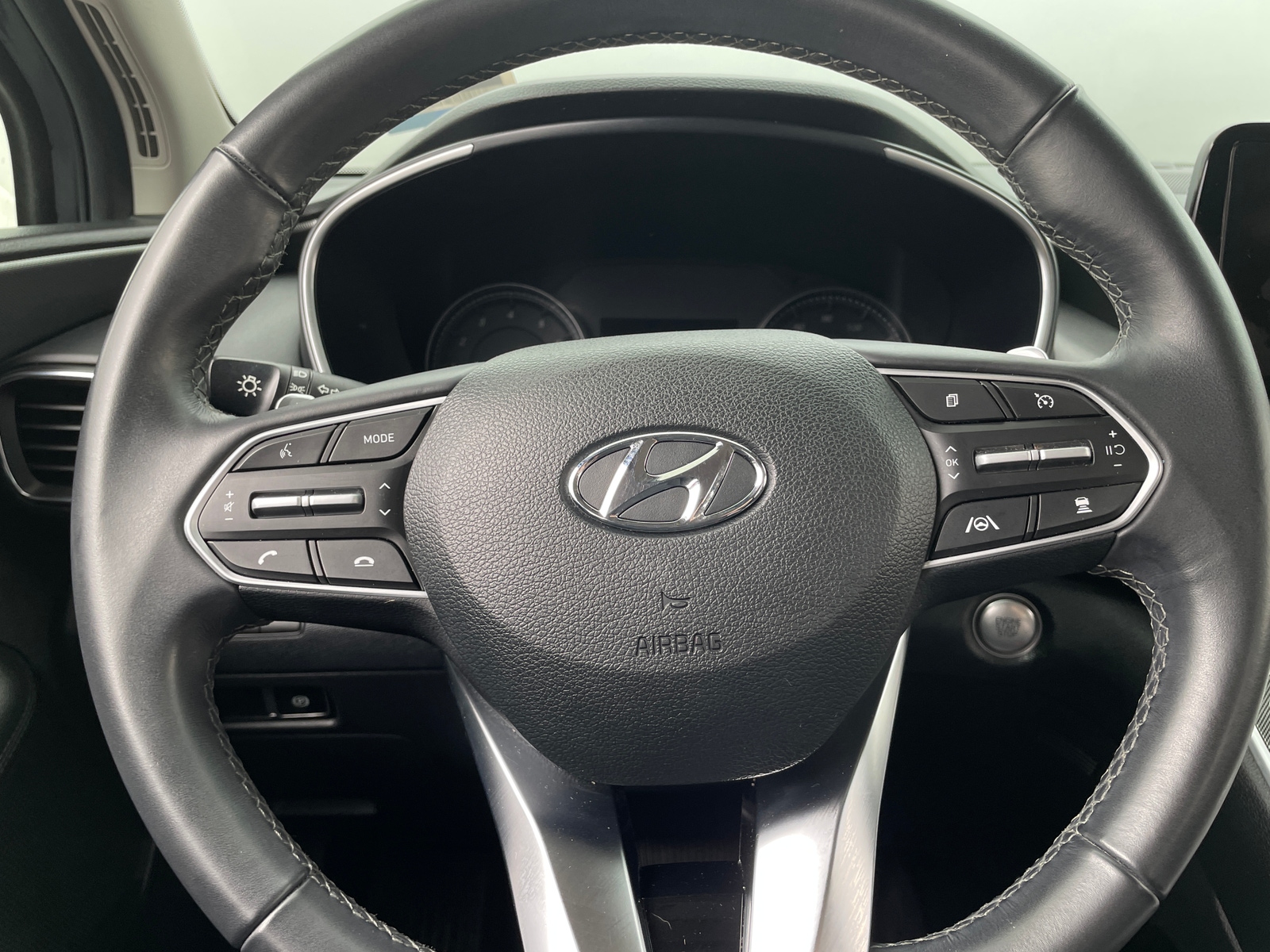 Thumbnail: 2023 Hyundai Santa Fe - 5