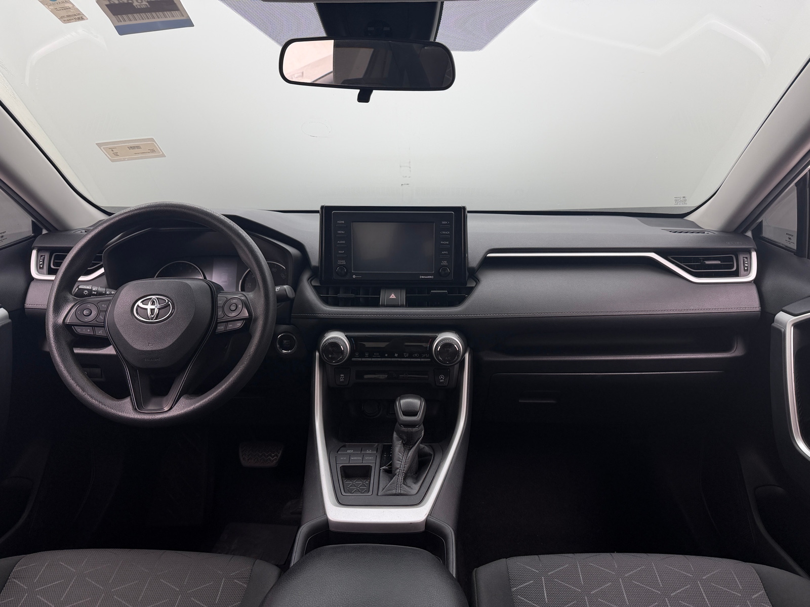 Thumbnail: 2021 Toyota RAV4 - 3