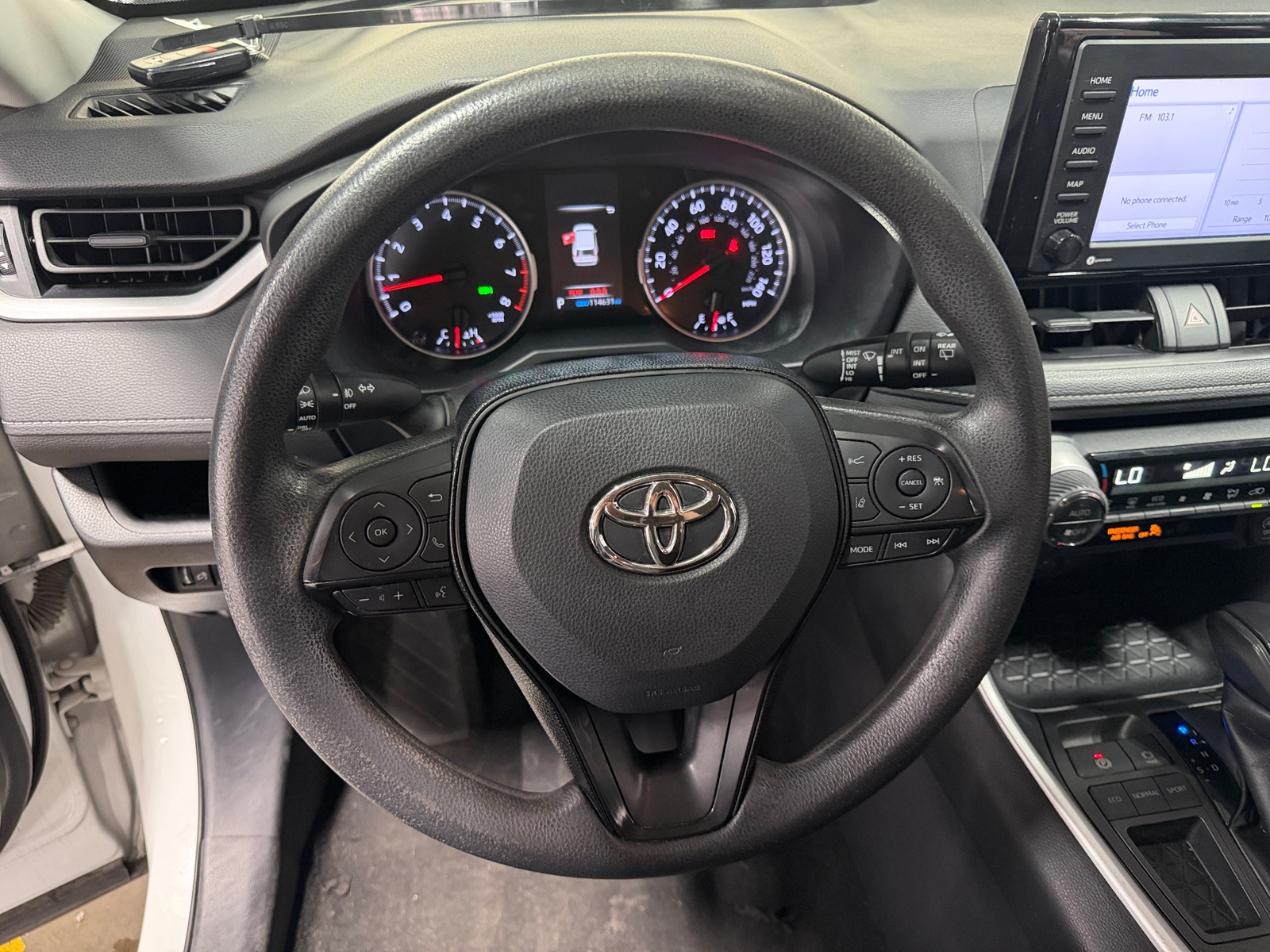 Thumbnail: 2021 Toyota RAV4 - 5