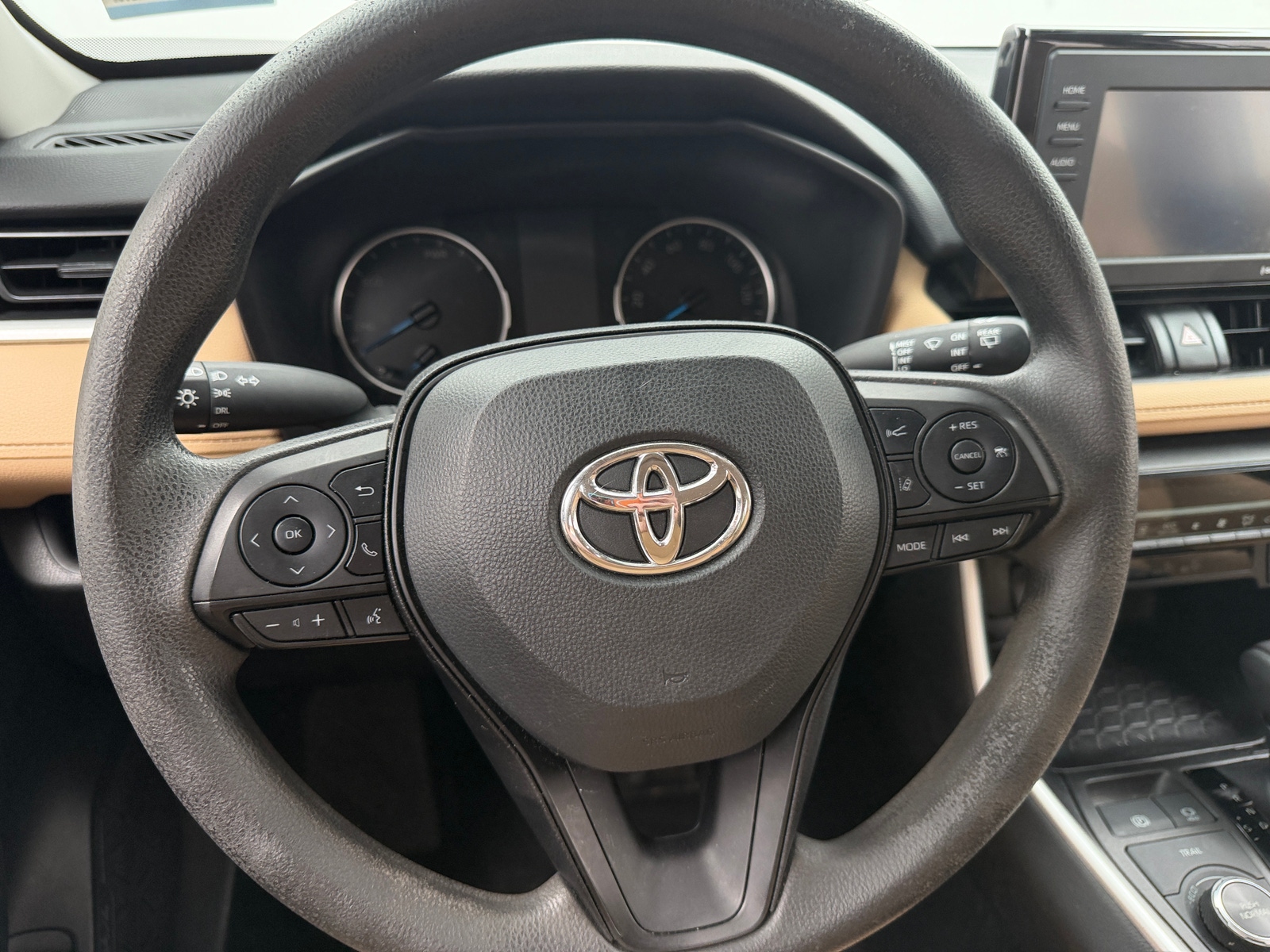 Thumbnail: 2022 Toyota RAV4 - 5