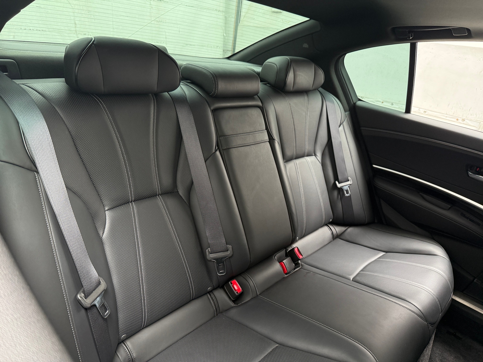 Thumbnail: 2020 Acura RLX - 5