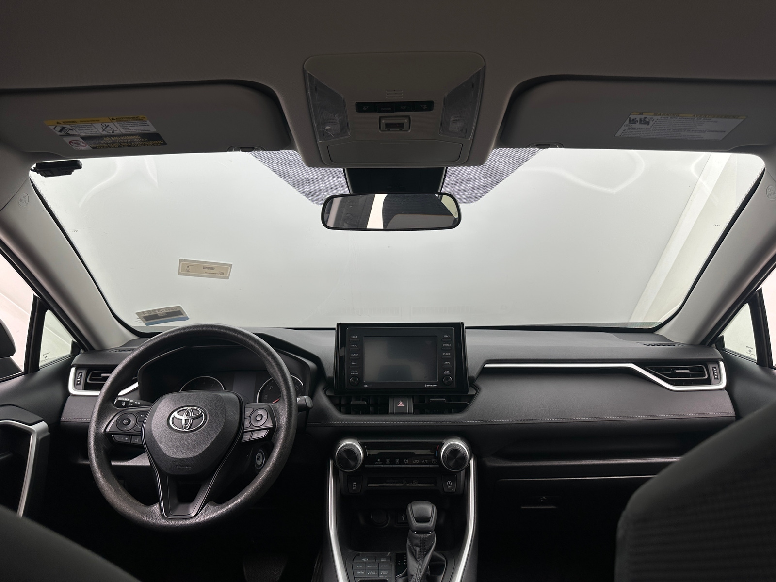 Thumbnail: 2022 Toyota RAV4 - 3