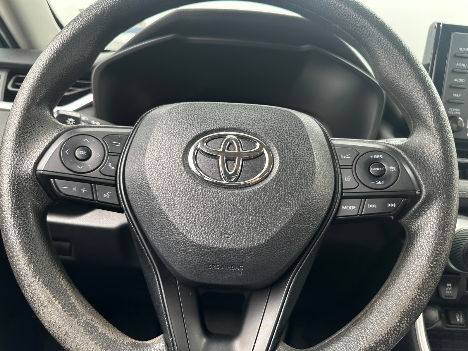 Thumbnail: 2022 Toyota RAV4 - 5