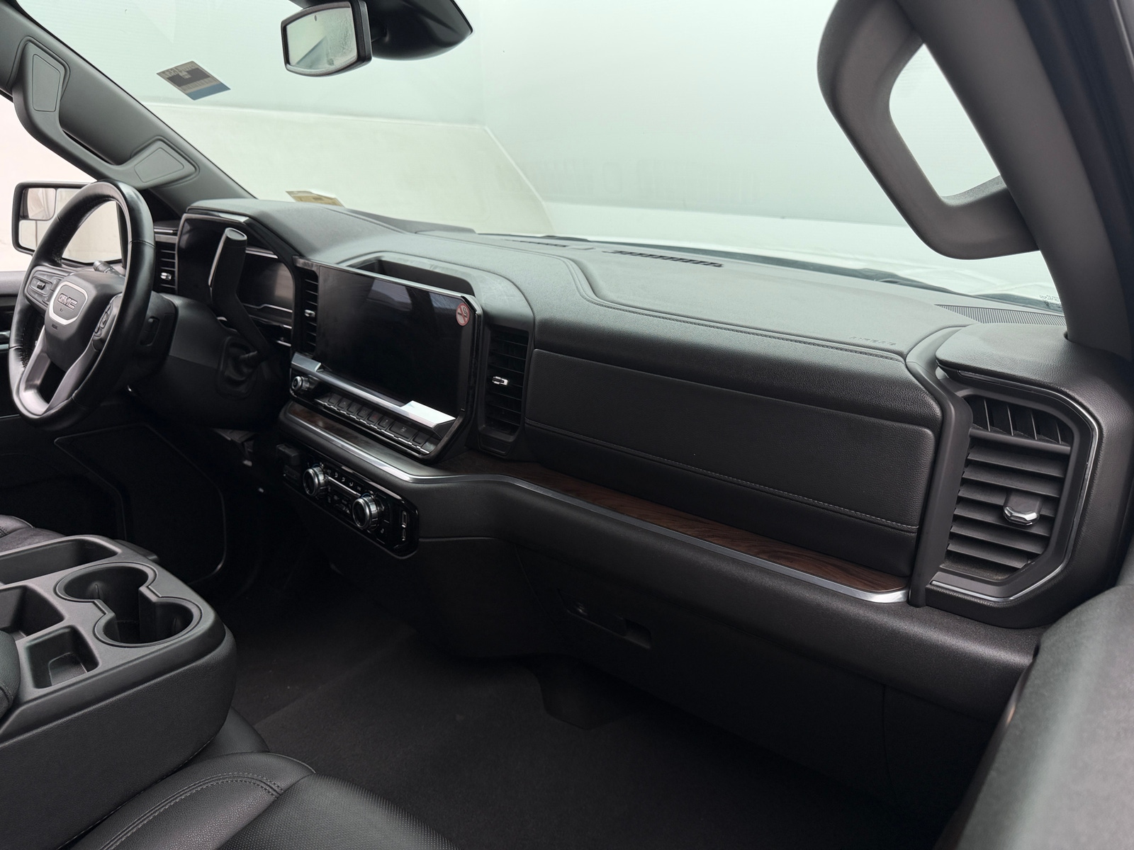 Thumbnail: 2025 GMC Sierra 1500 - 2
