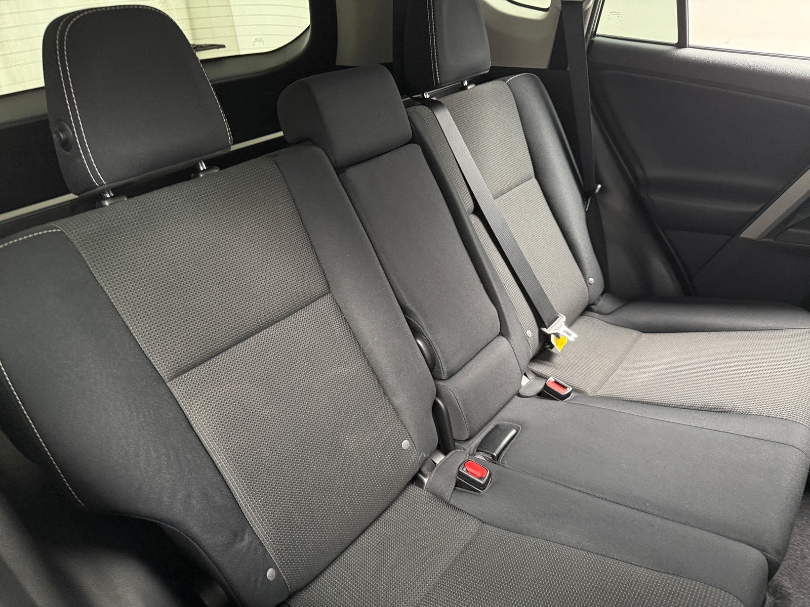 Thumbnail: 2016 Toyota RAV4 - 6