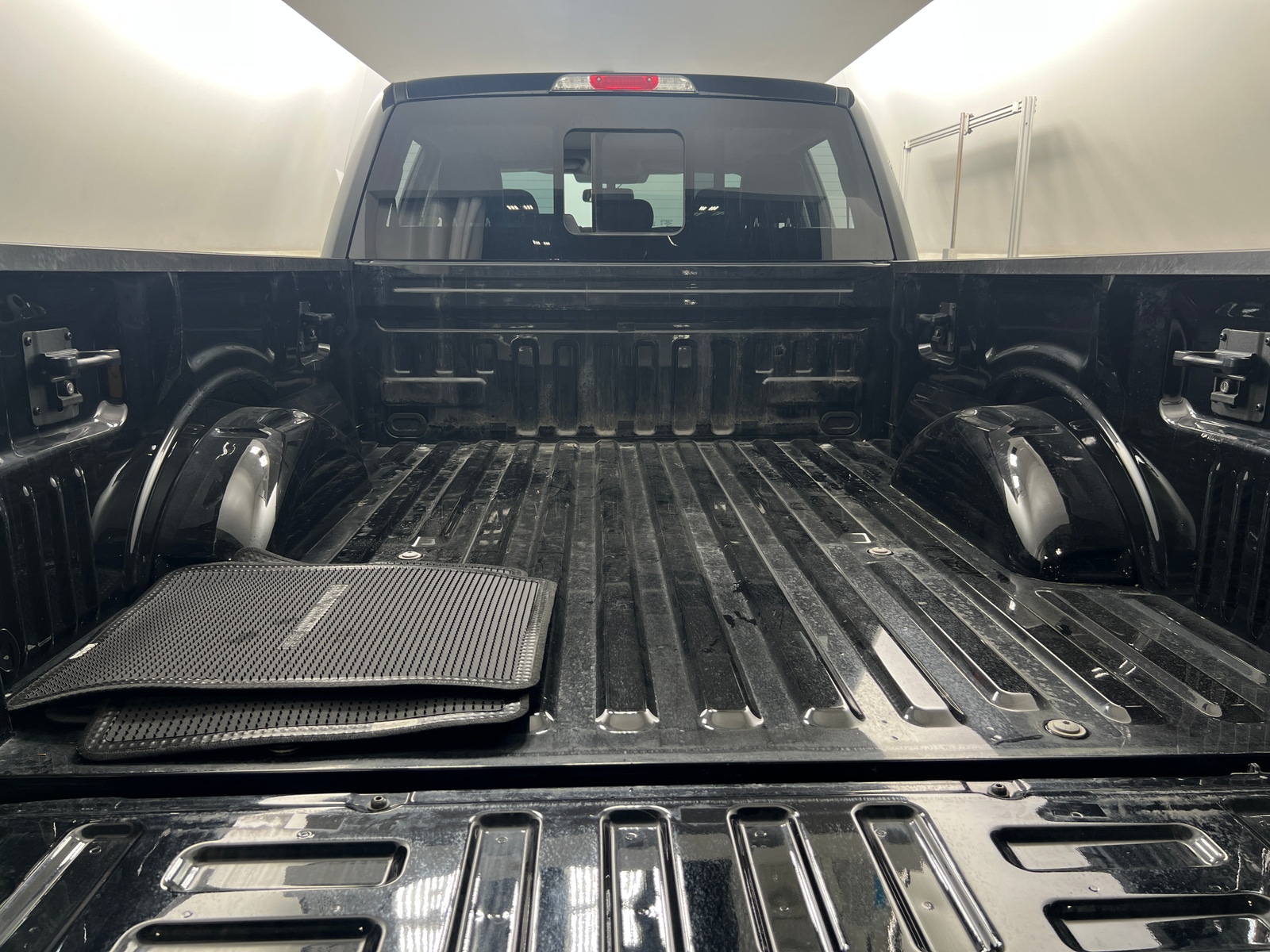 Thumbnail: 2020 Ford Econoline - 6