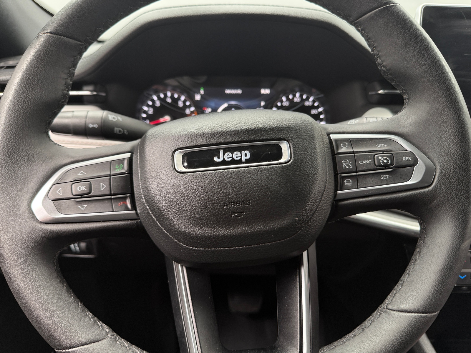 Thumbnail: 2023 Jeep Compass - 4