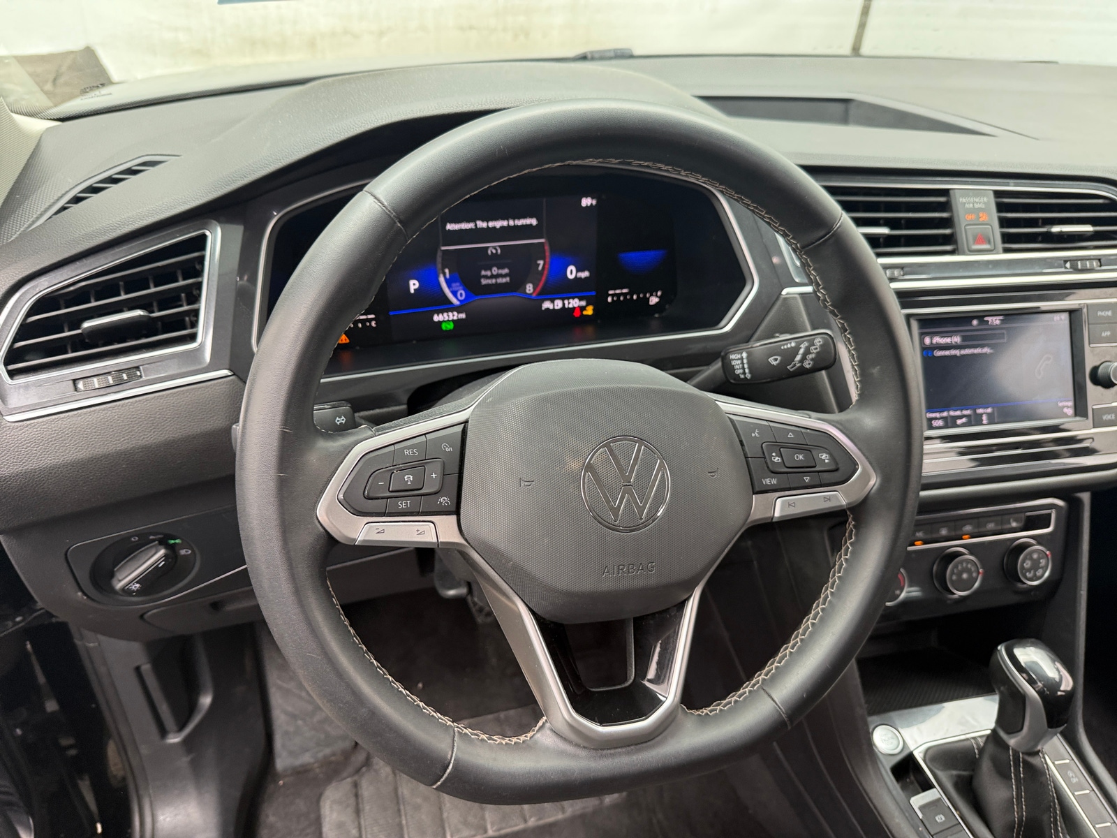 Thumbnail: 2023 Volkswagen Tiguan - 5