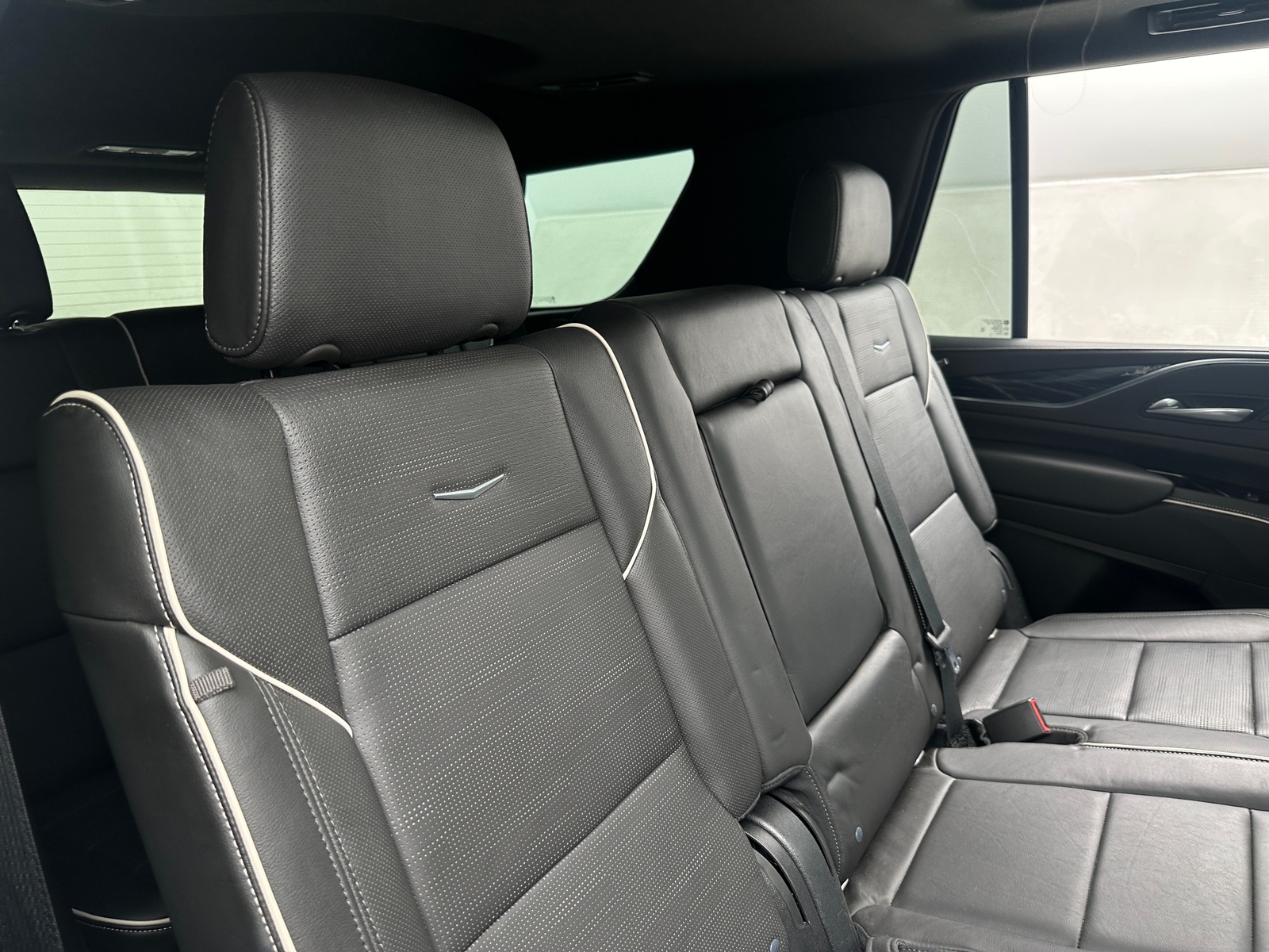 Thumbnail: 2021 Cadillac Escalade - 5