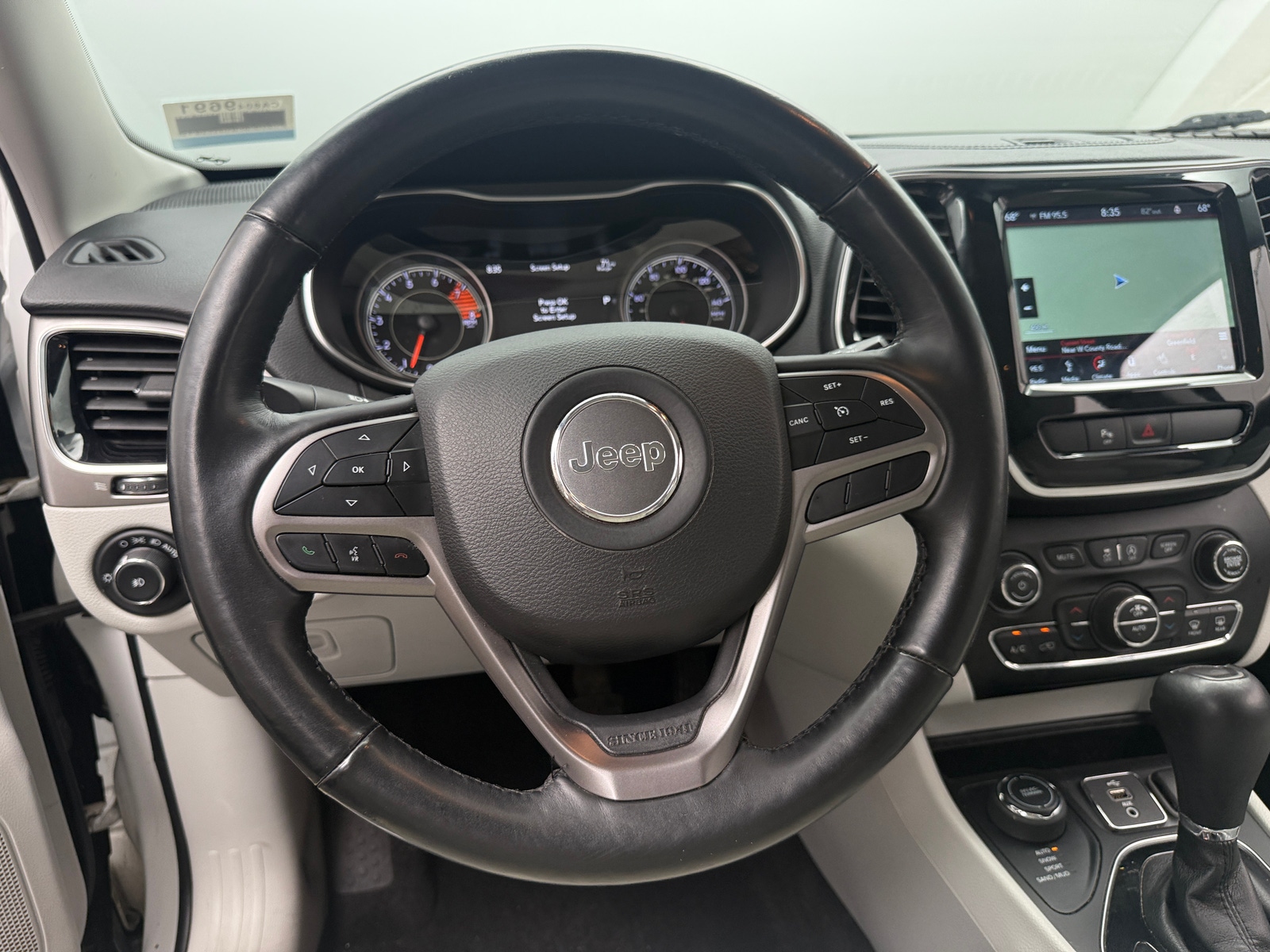 Thumbnail: 2019 Jeep Cherokee - 4