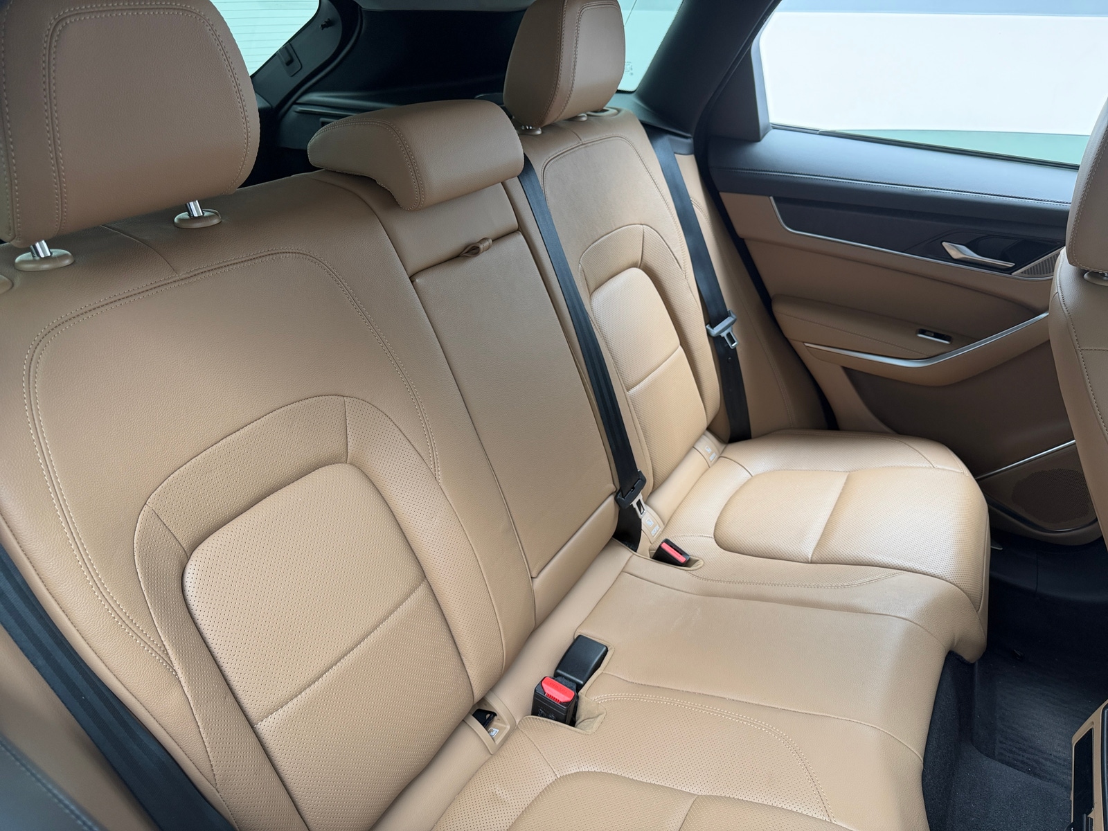 Thumbnail: 2021 Jaguar F-Pace - 5