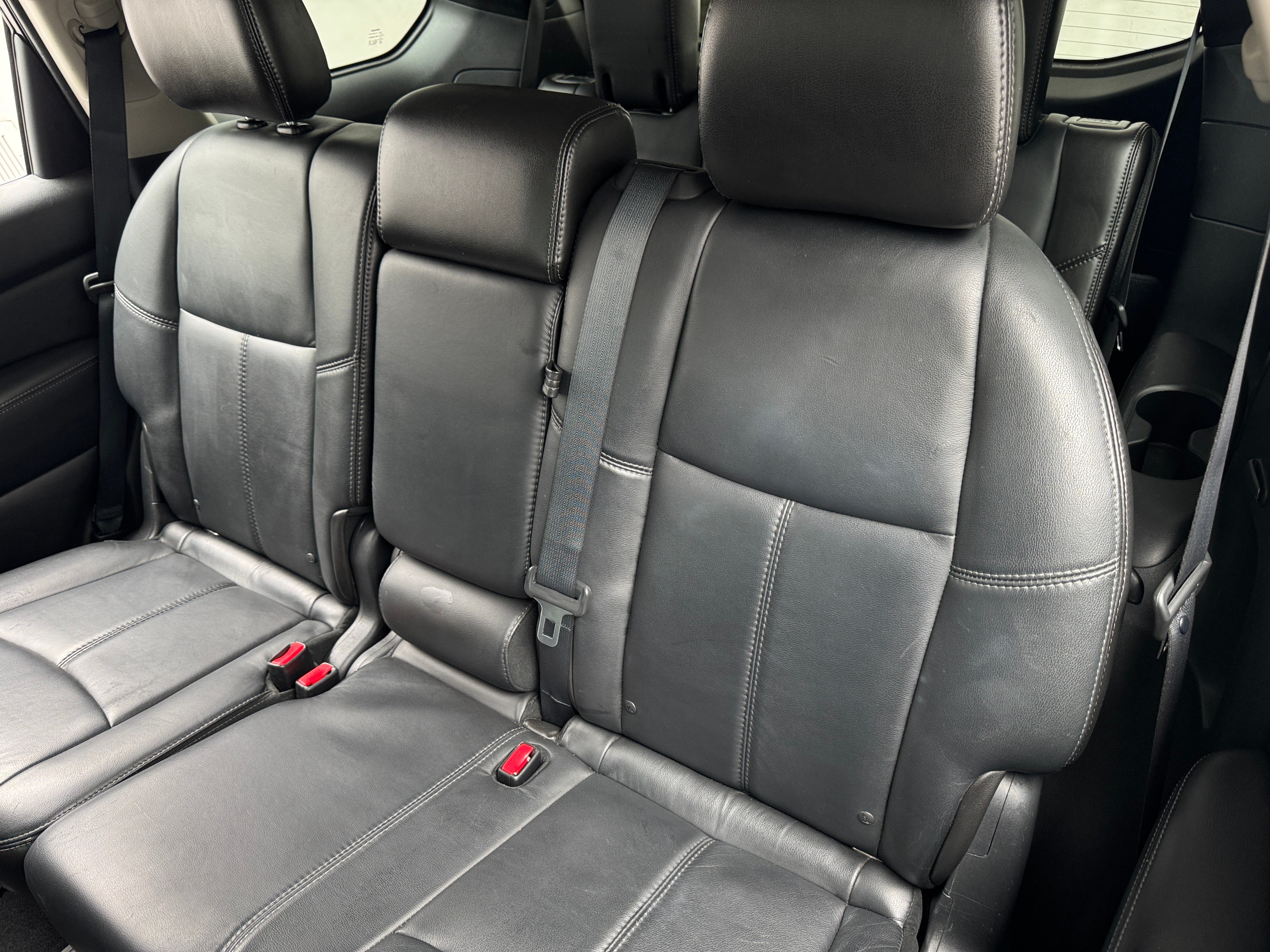 Used 2013 Nissan Pathfinder SL with VIN 5N1AR2MN8DC682184 for sale in Pewaukee, WI