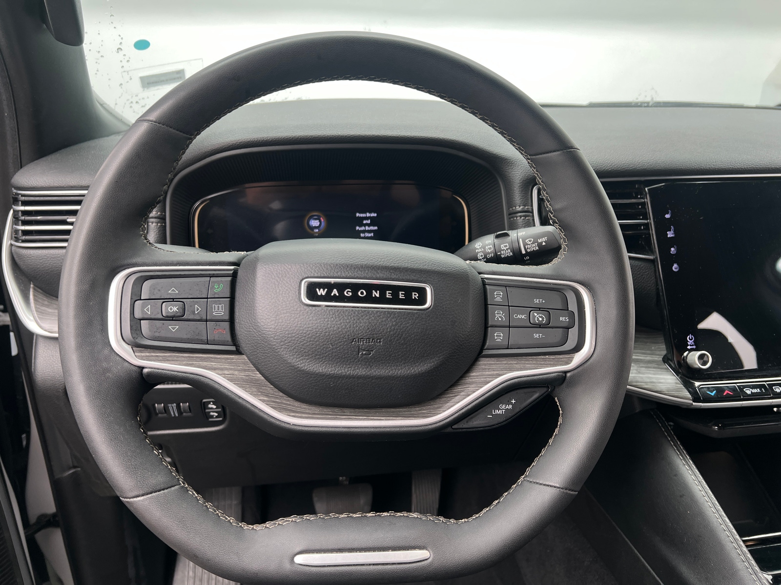 Thumbnail: 2024 Jeep Wagoneer - 4