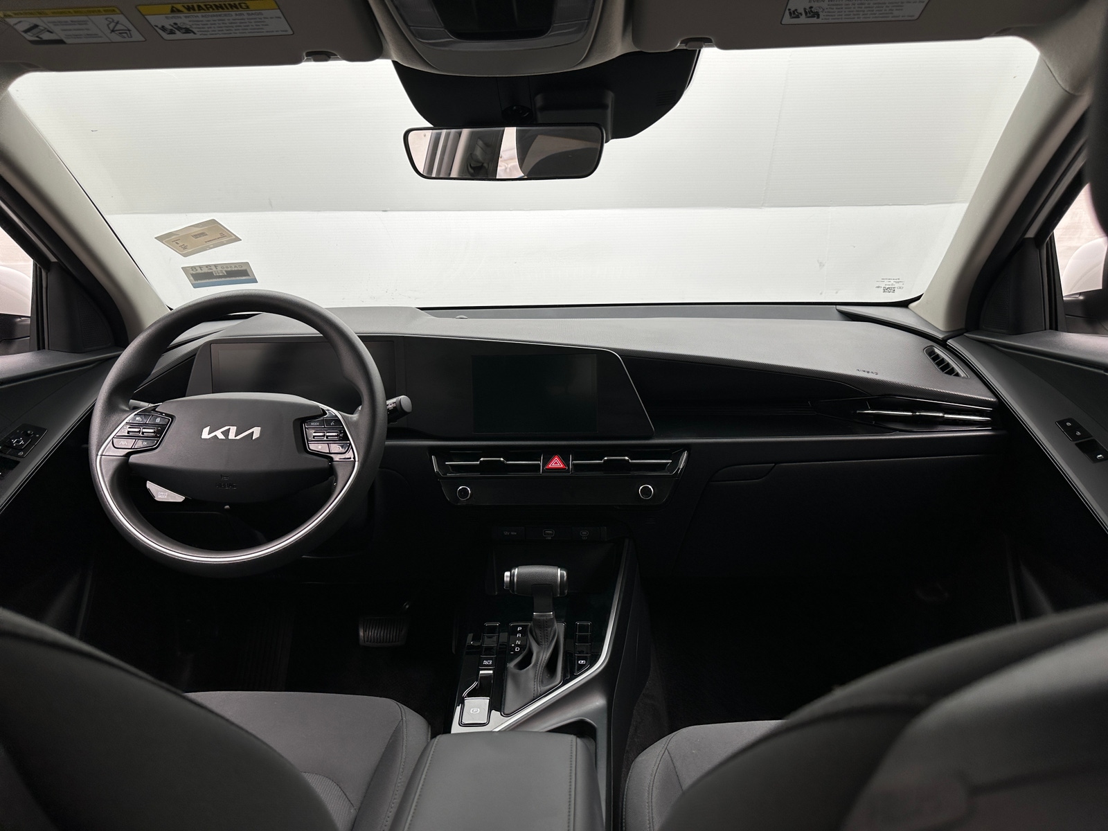 Thumbnail: 2025 Kia Niro - 3