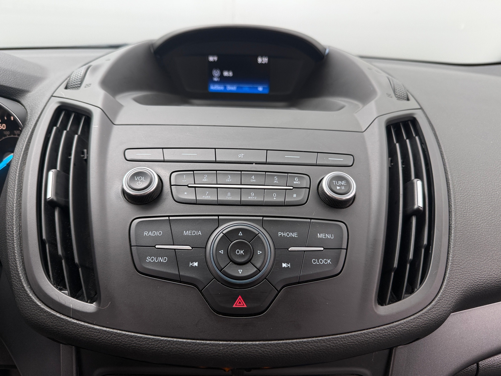 Thumbnail: 2019 Ford Escape - 4