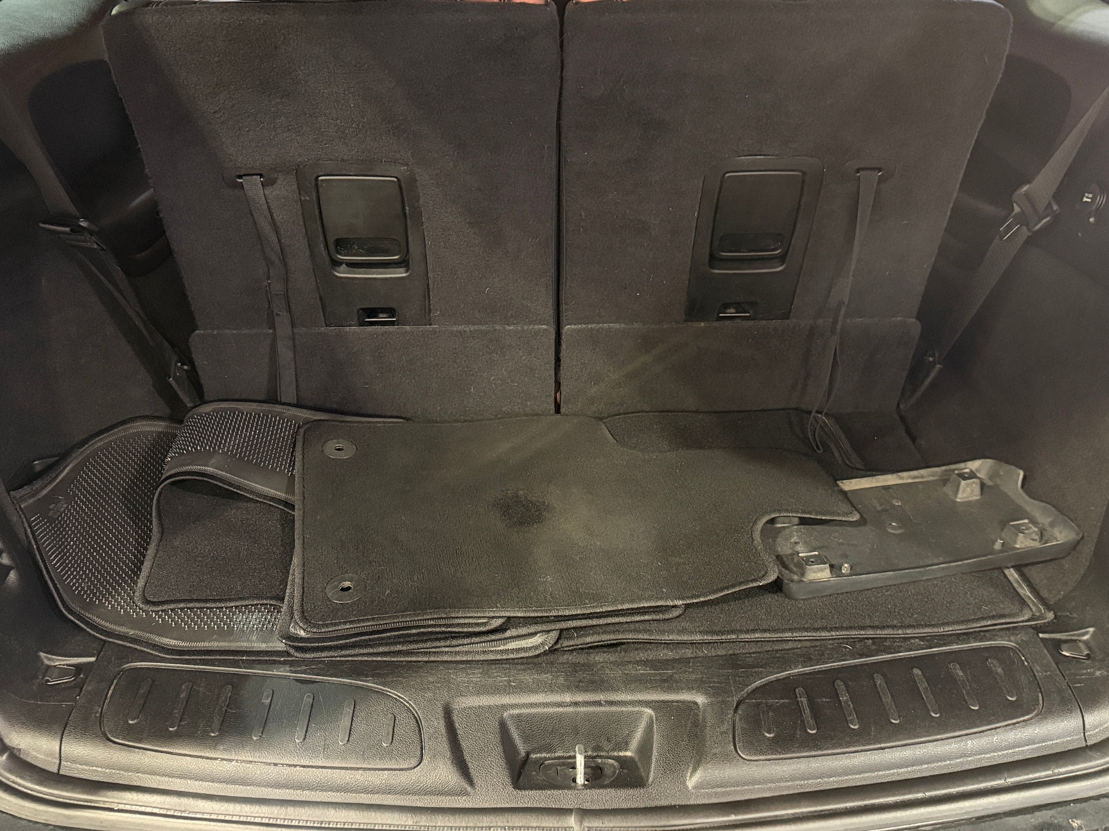 Thumbnail: 2019 Dodge Durango - 6