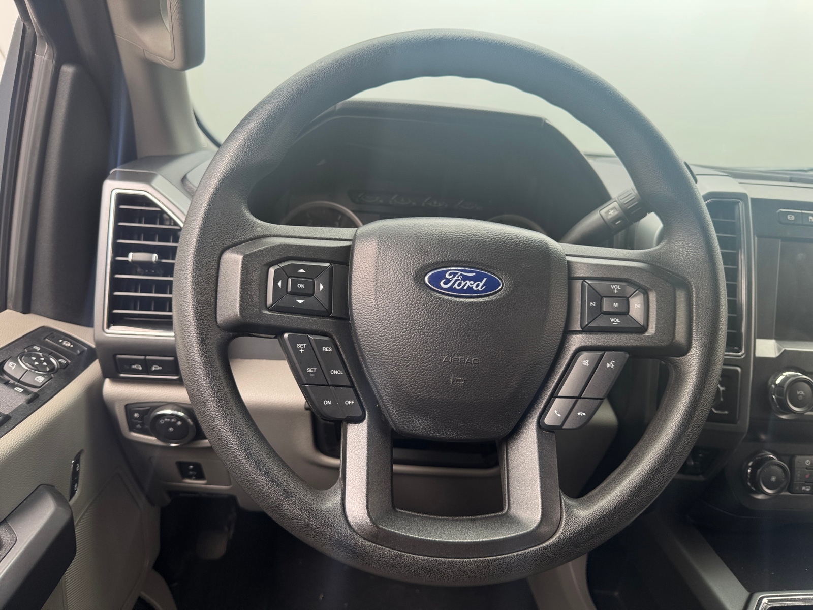 Thumbnail: 2021 Ford Econoline - 5