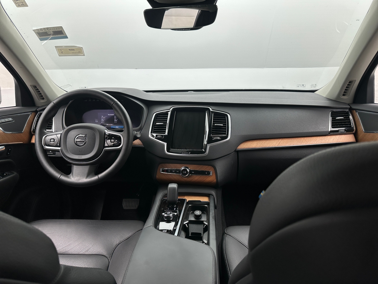 Thumbnail: 2024 Volvo XC90 - 2