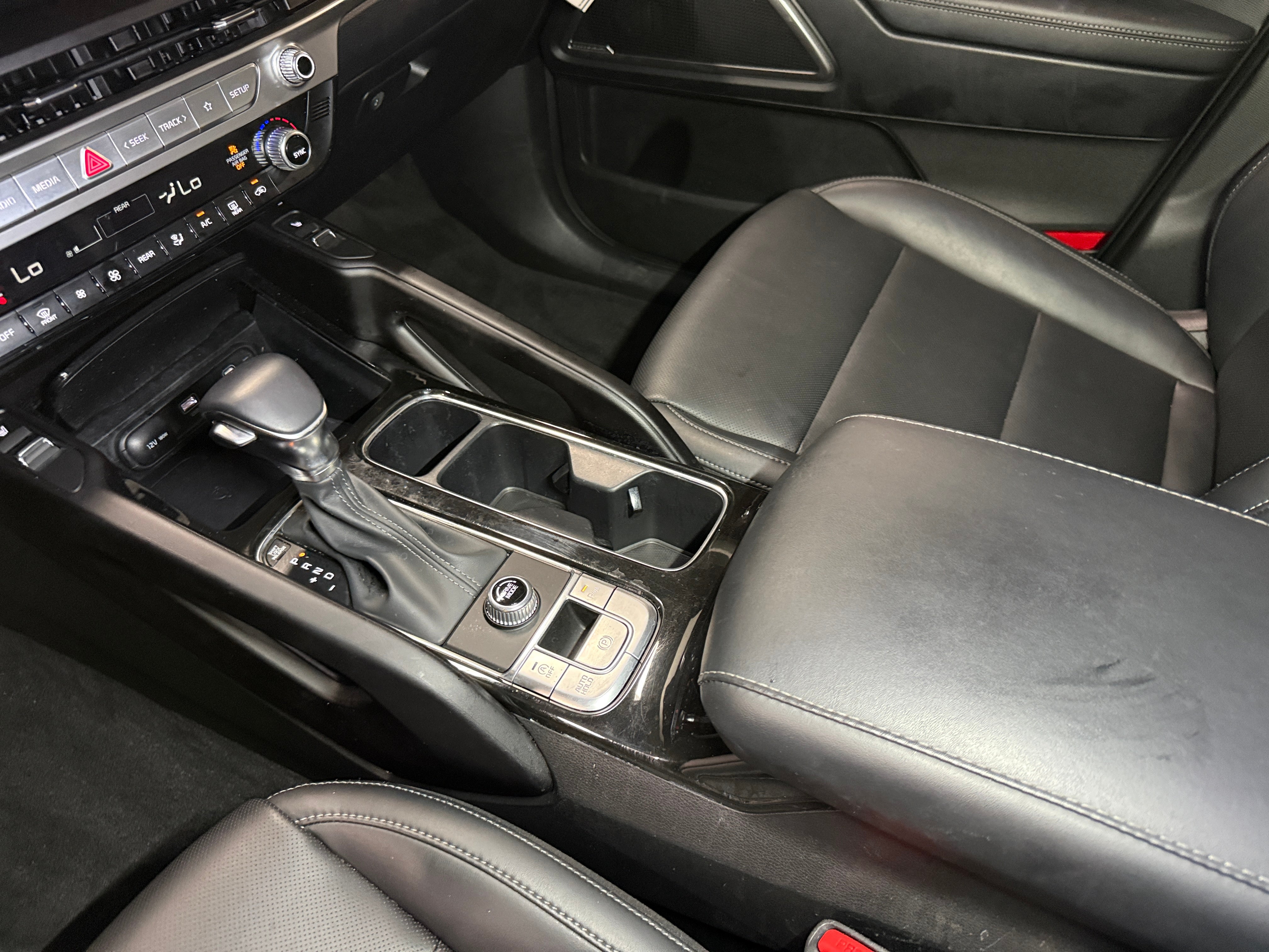 2025 Kia Telluride S - Photo 9