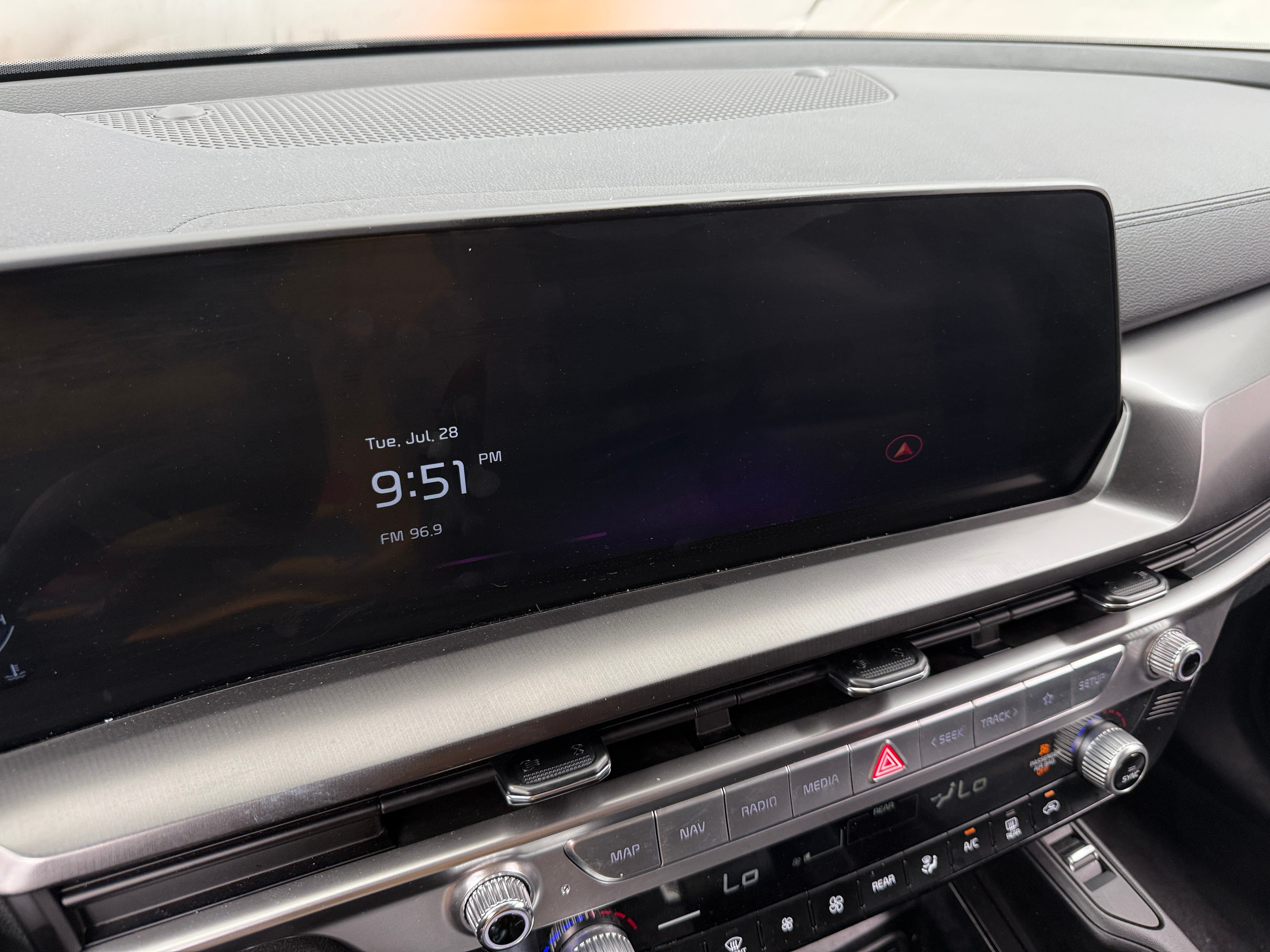 2025 Kia Telluride S - Photo 19
