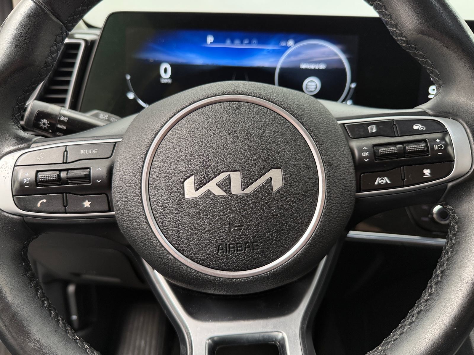 Thumbnail: 2023 Kia Sportage - 4