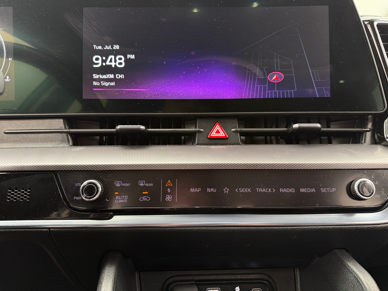 Thumbnail: 2023 Kia Sportage - 3