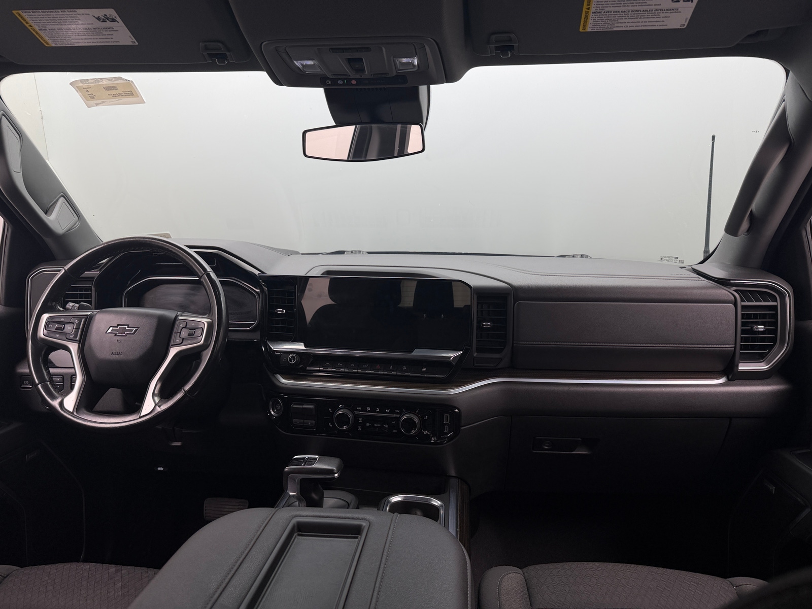 Thumbnail: 2022 Chevrolet Silverado 1500 - 3