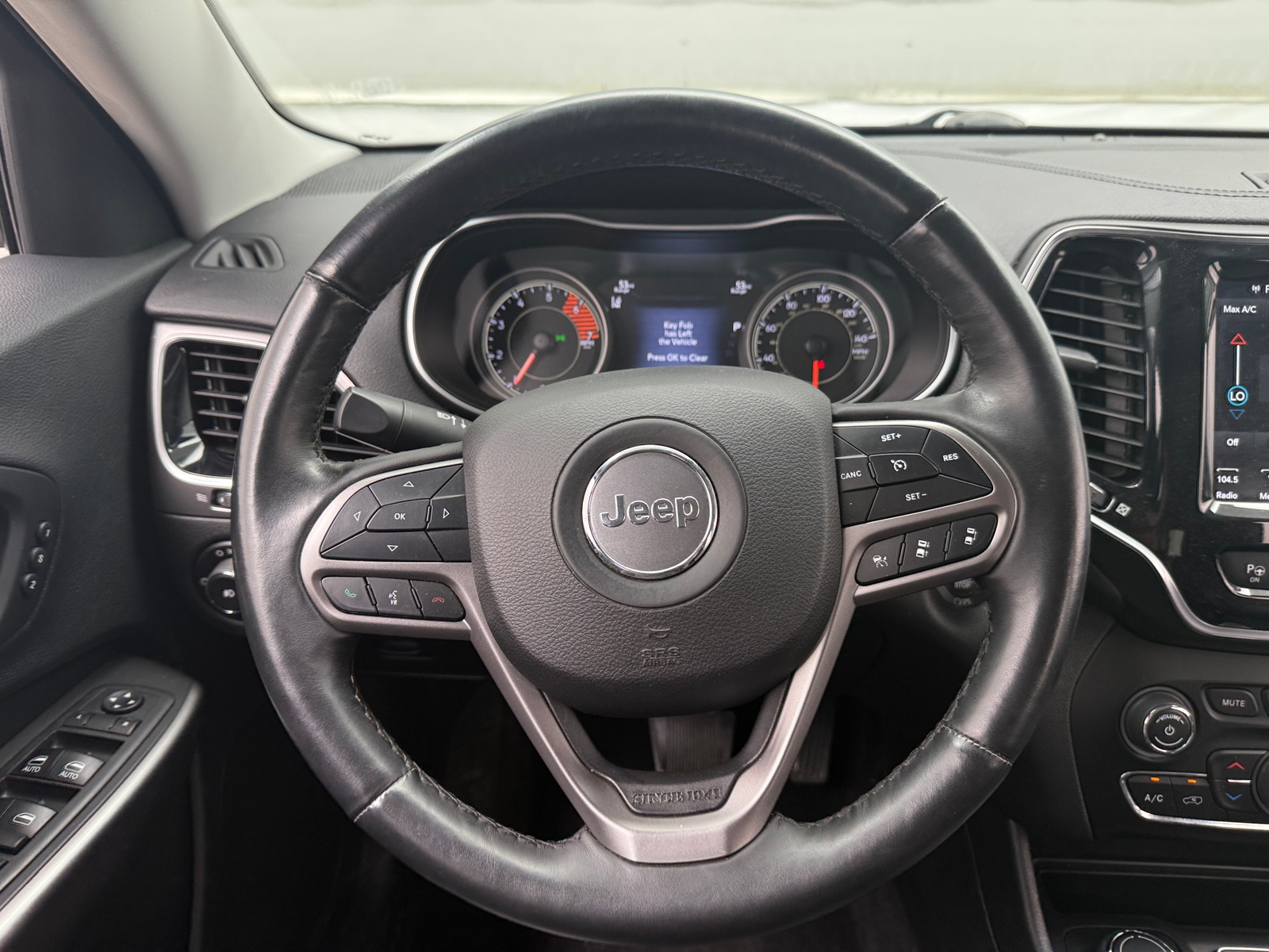 Thumbnail: 2019 Jeep Cherokee - 4