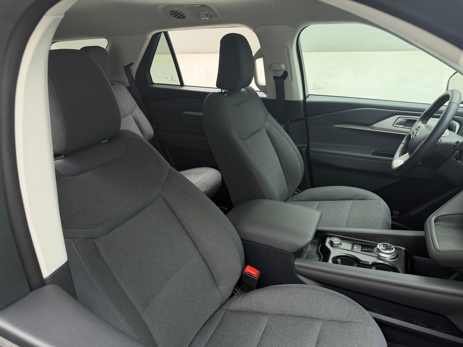 Thumbnail: 2026 Ford Explorer - 2