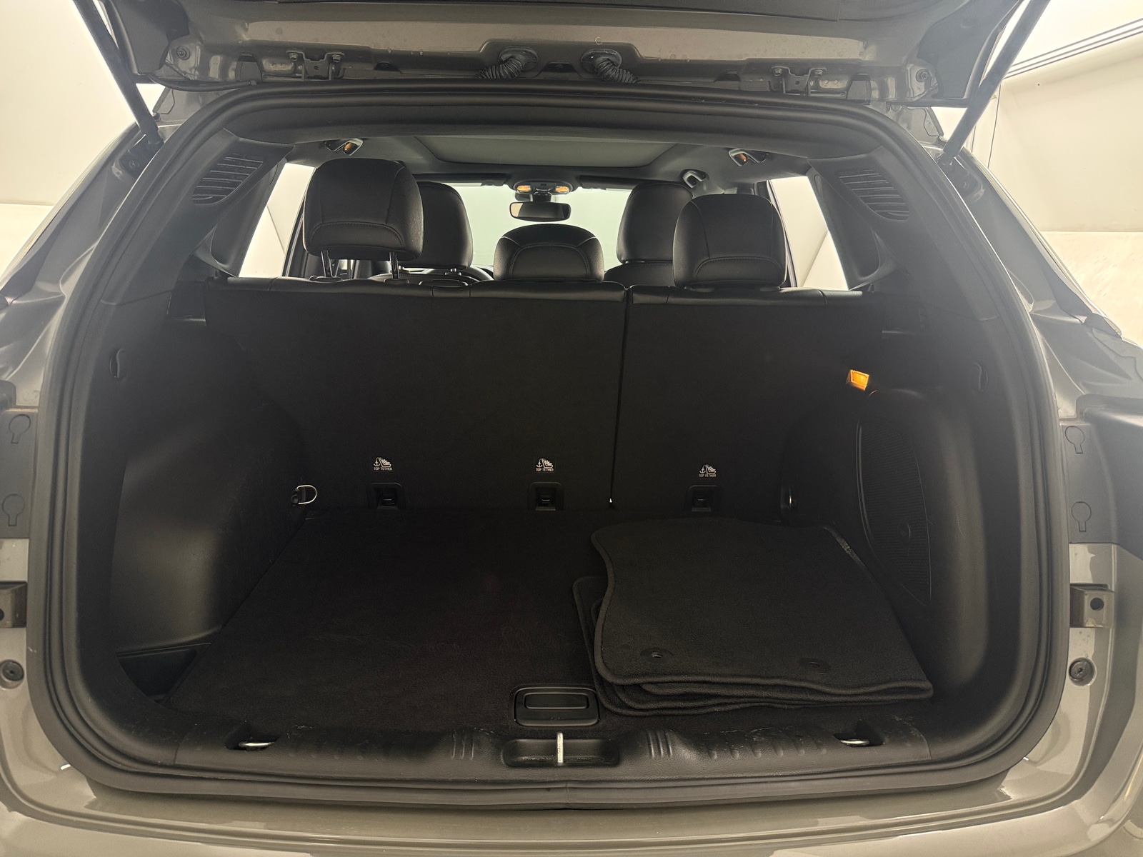 Thumbnail: 2023 Jeep Compass - 6