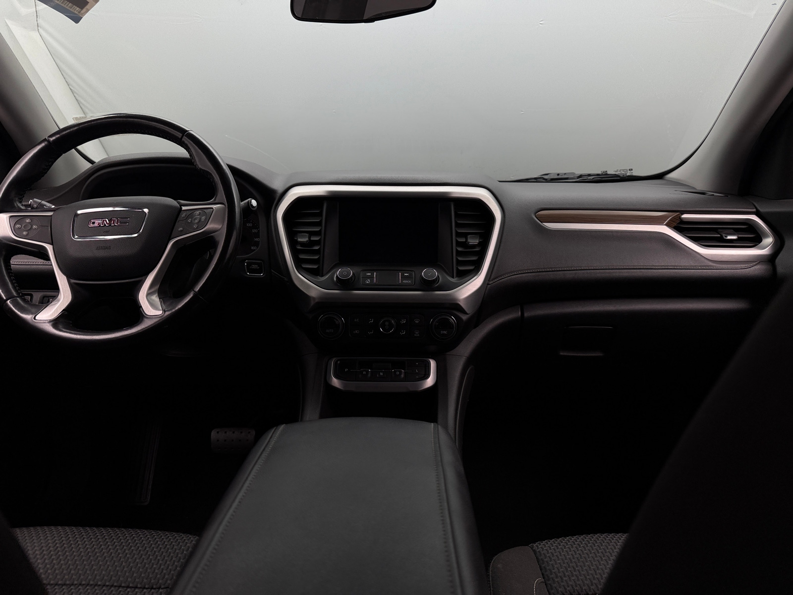 Thumbnail: 2020 GMC Acadia - 3