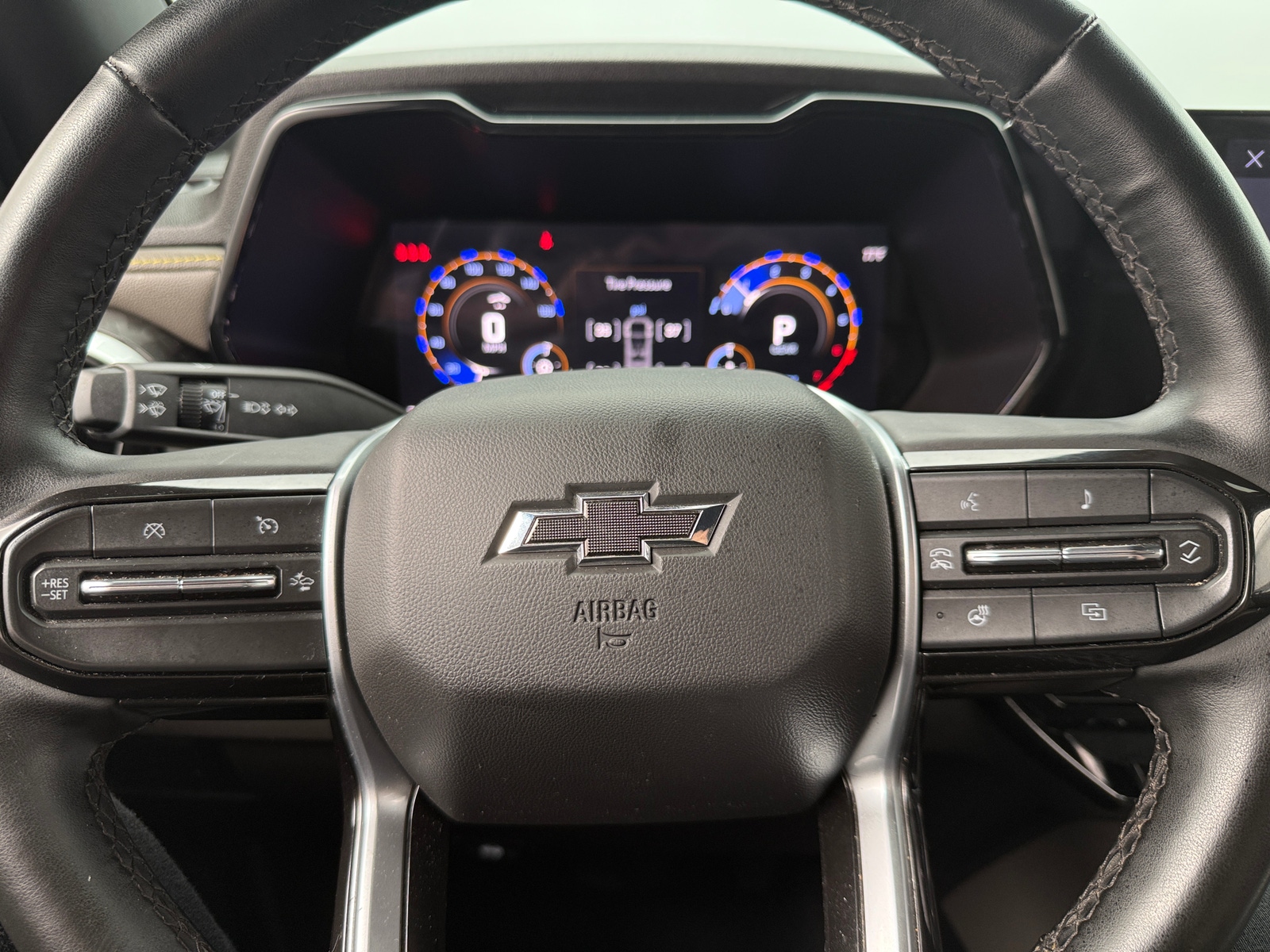 Thumbnail: 2024 Chevrolet Colorado - 4
