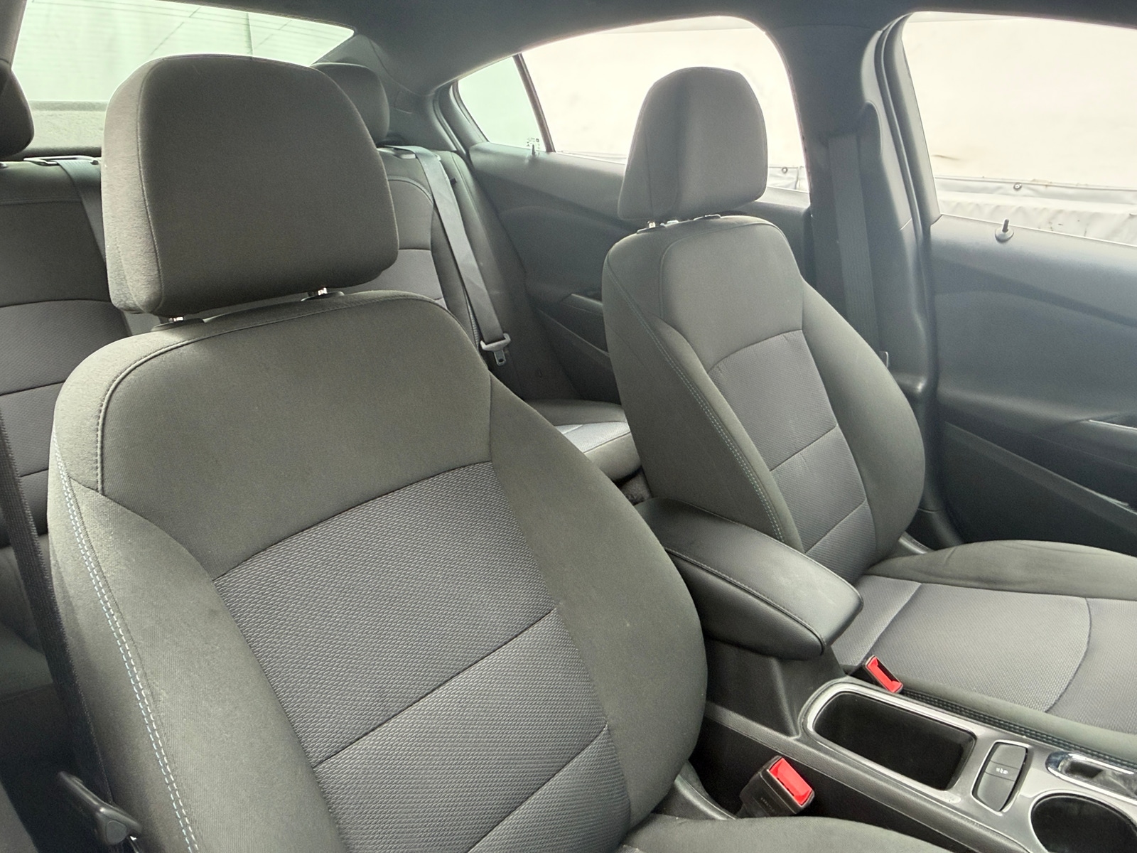 Thumbnail: 2018 Chevrolet Cruze - 2
