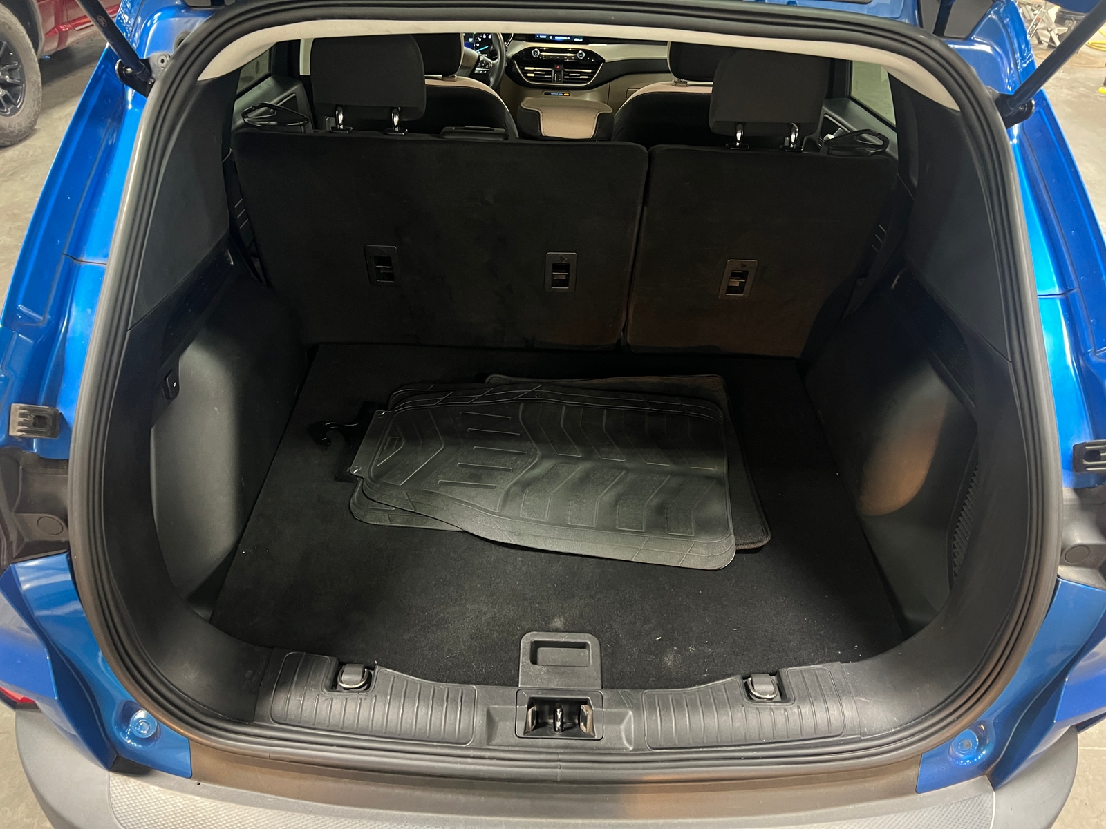 Thumbnail: 2021 Ford Escape - 7