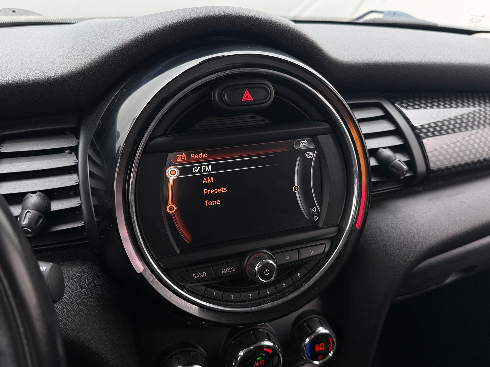 Thumbnail: 2018 MINI Cooper Hardtop - 3