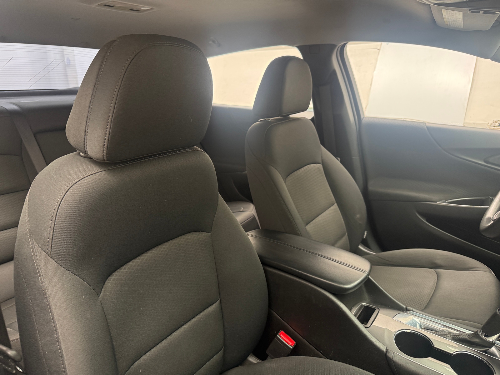Thumbnail: 2016 Chevrolet Malibu - 2