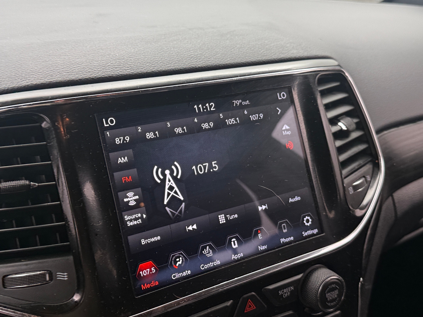 Thumbnail: 2021 Jeep Grand Cherokee - 3