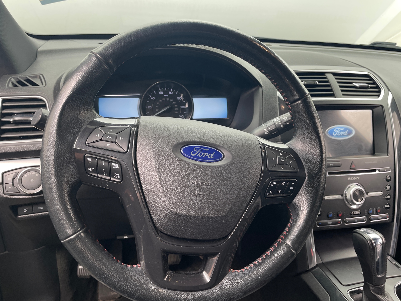 Thumbnail: 2018 Ford Explorer - 4