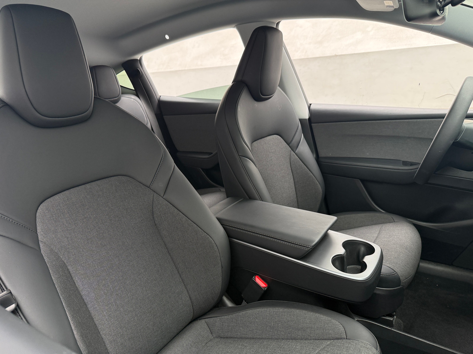 Thumbnail: 2026 Tesla Model Y - 2