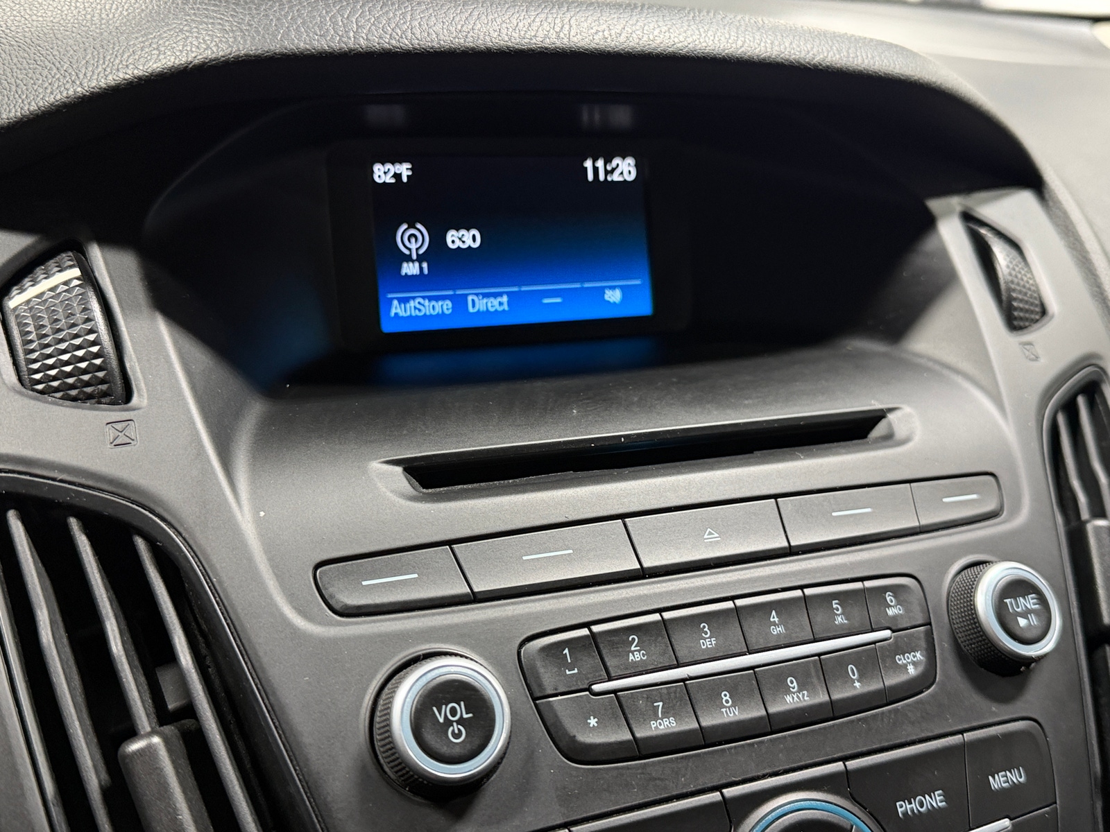 Thumbnail: 2016 Ford Focus - 4