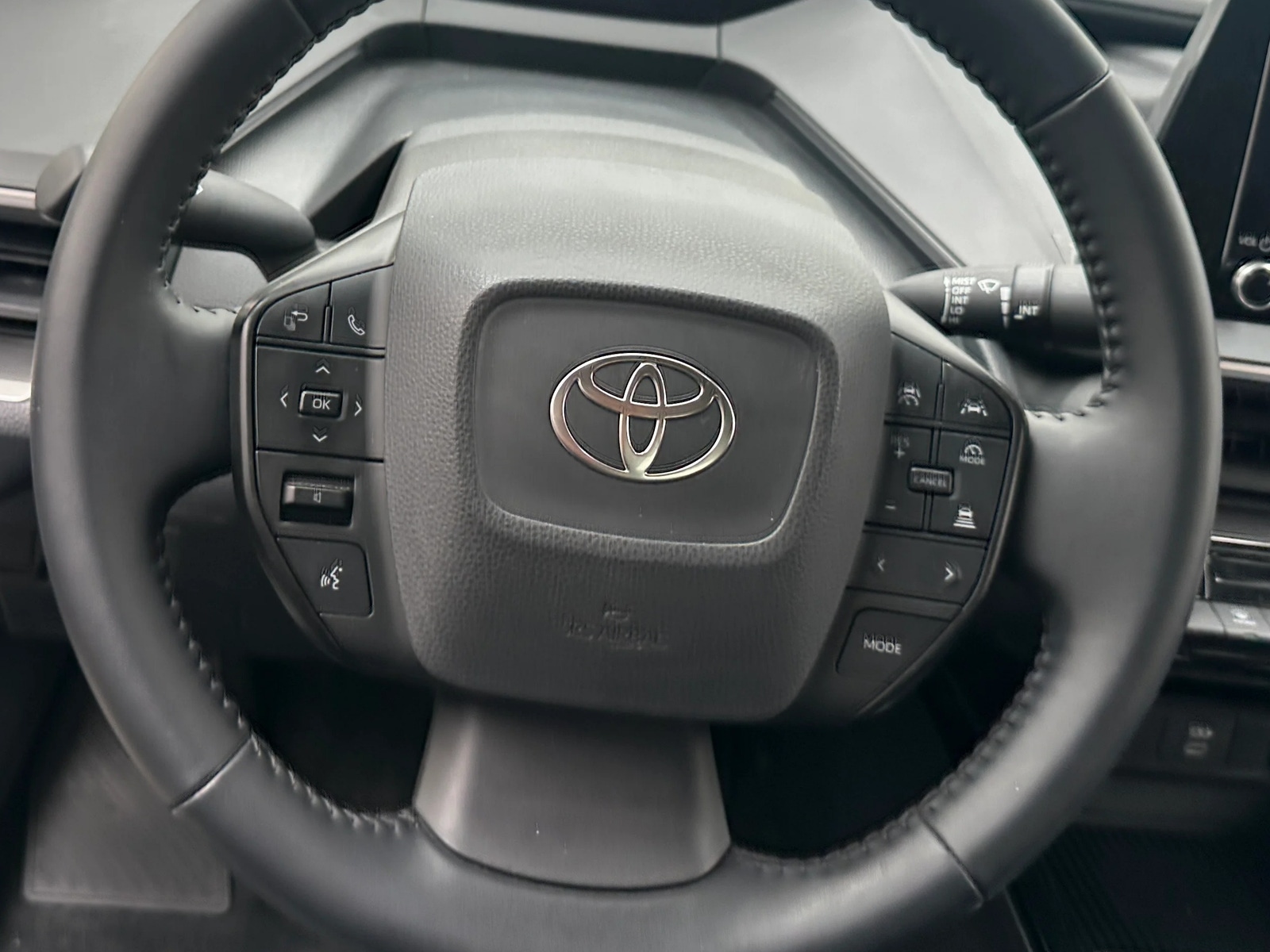 Thumbnail: 2023 Toyota Prius - 5
