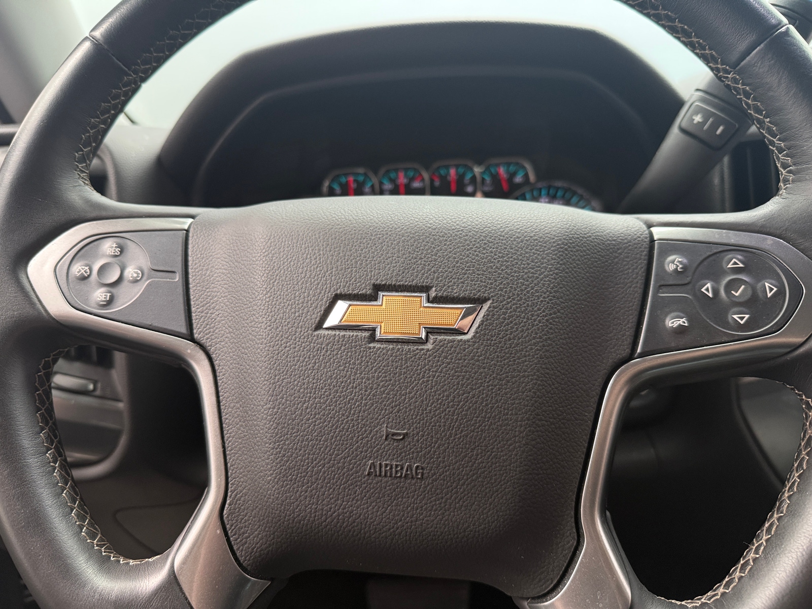 Thumbnail: 2015 Chevrolet Silverado 1500 - 5
