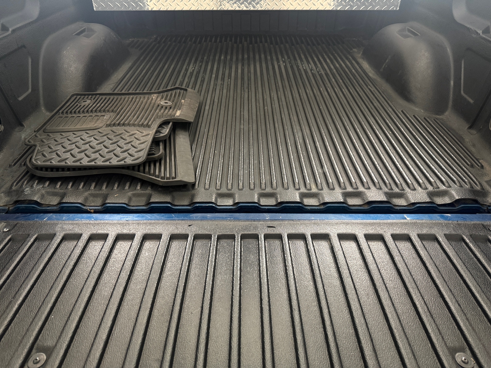 Thumbnail: 2015 Chevrolet Silverado 1500 - 7