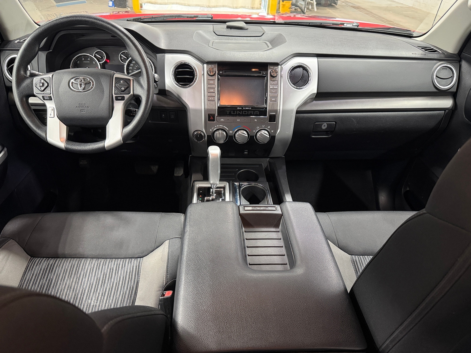 Thumbnail: 2014 Toyota Tundra - 3