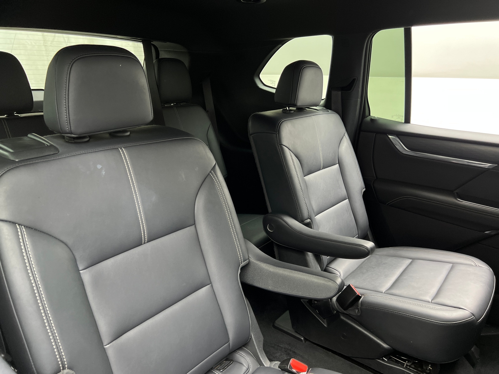 Thumbnail: 2024 GMC Acadia - 5