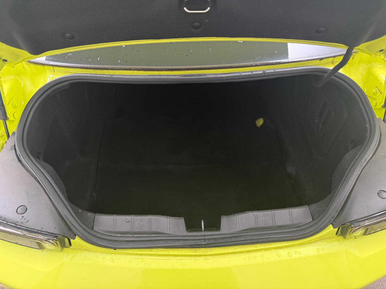 Thumbnail: 2021 Chevrolet Camaro - 4