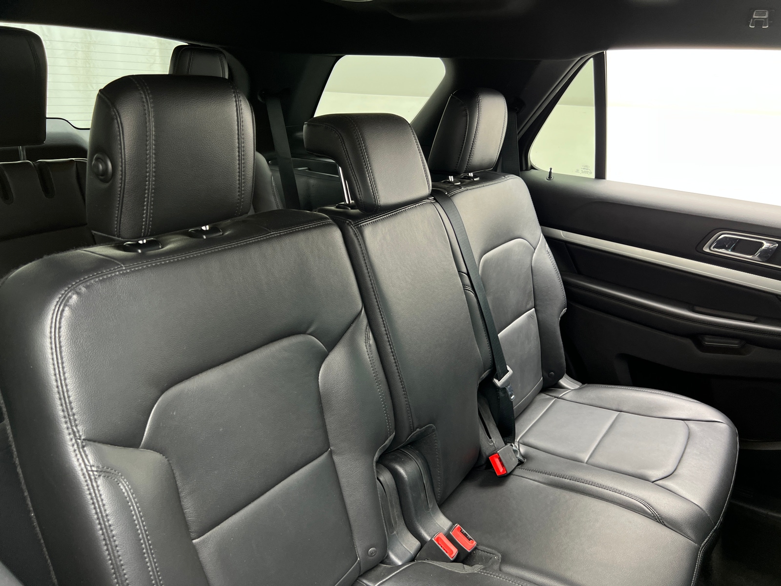 Thumbnail: 2017 Ford Explorer - 5