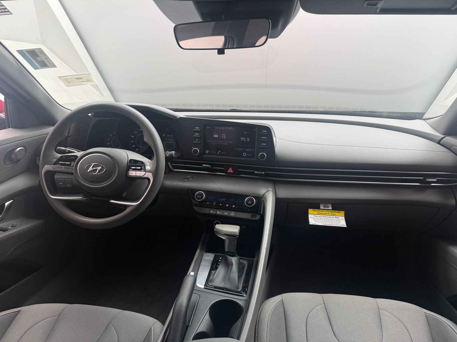 Thumbnail: 2022 Hyundai Elantra - 3