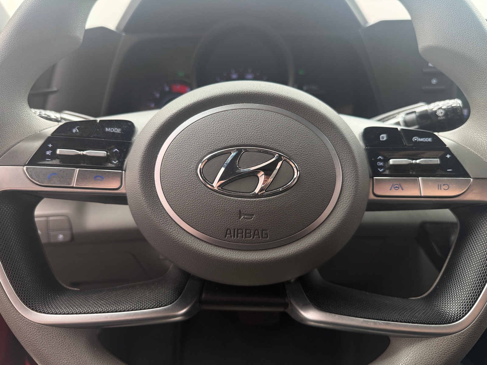 Thumbnail: 2022 Hyundai Elantra - 5