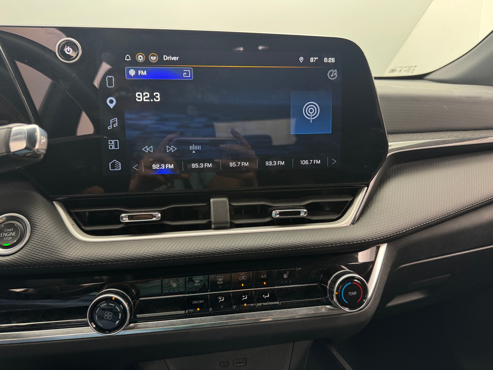 Thumbnail: 2025 Chevrolet Equinox - 4
